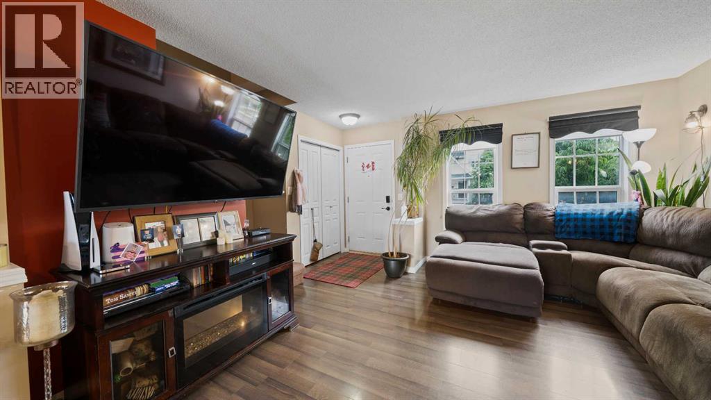 Single Family House for Sale in  Elgin Place SE McKenzie Towne Calgary 