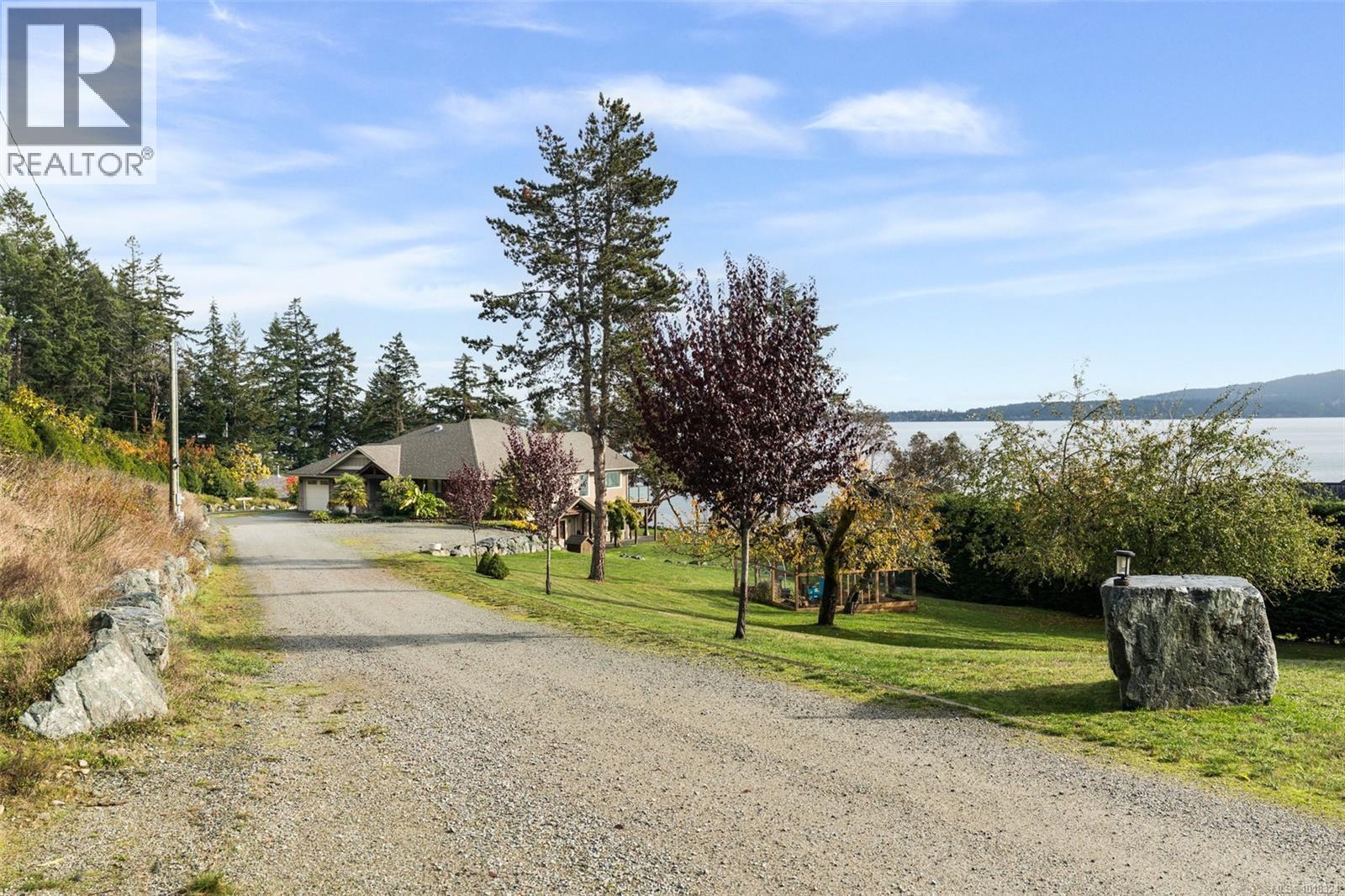 2851 Whiskey Point Rd, Mill Bay