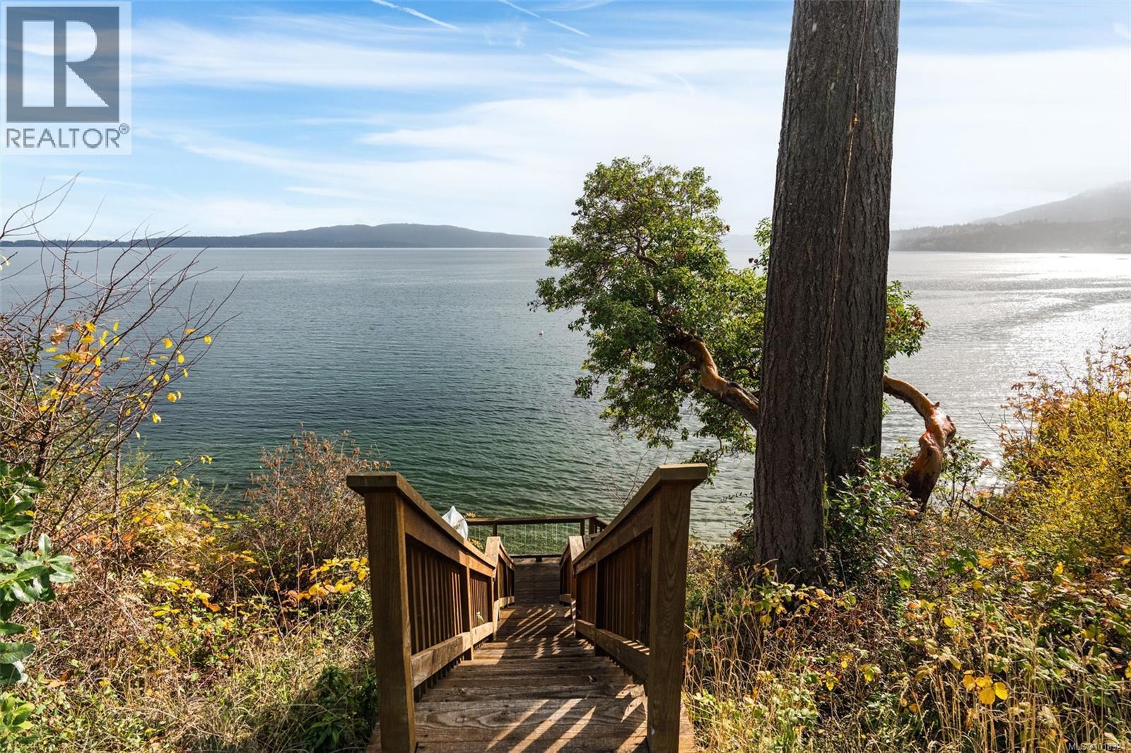 2851 Whiskey Point Rd, Mill Bay