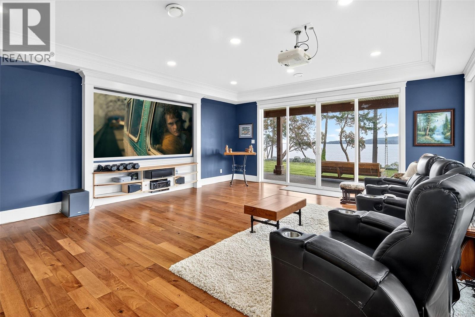 2851 Whiskey Point Rd, Mill Bay