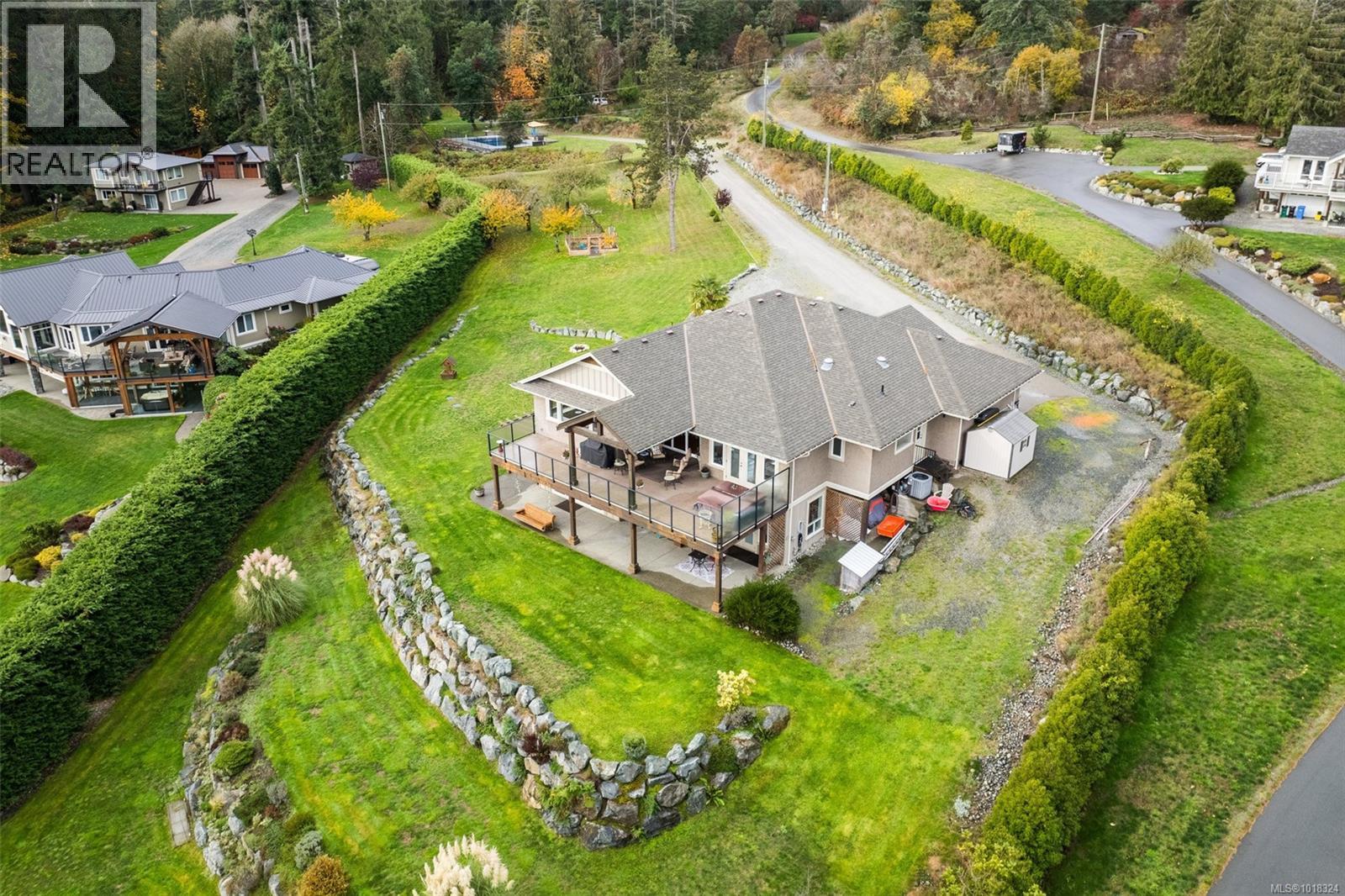 2851 Whiskey Point Rd, Mill Bay