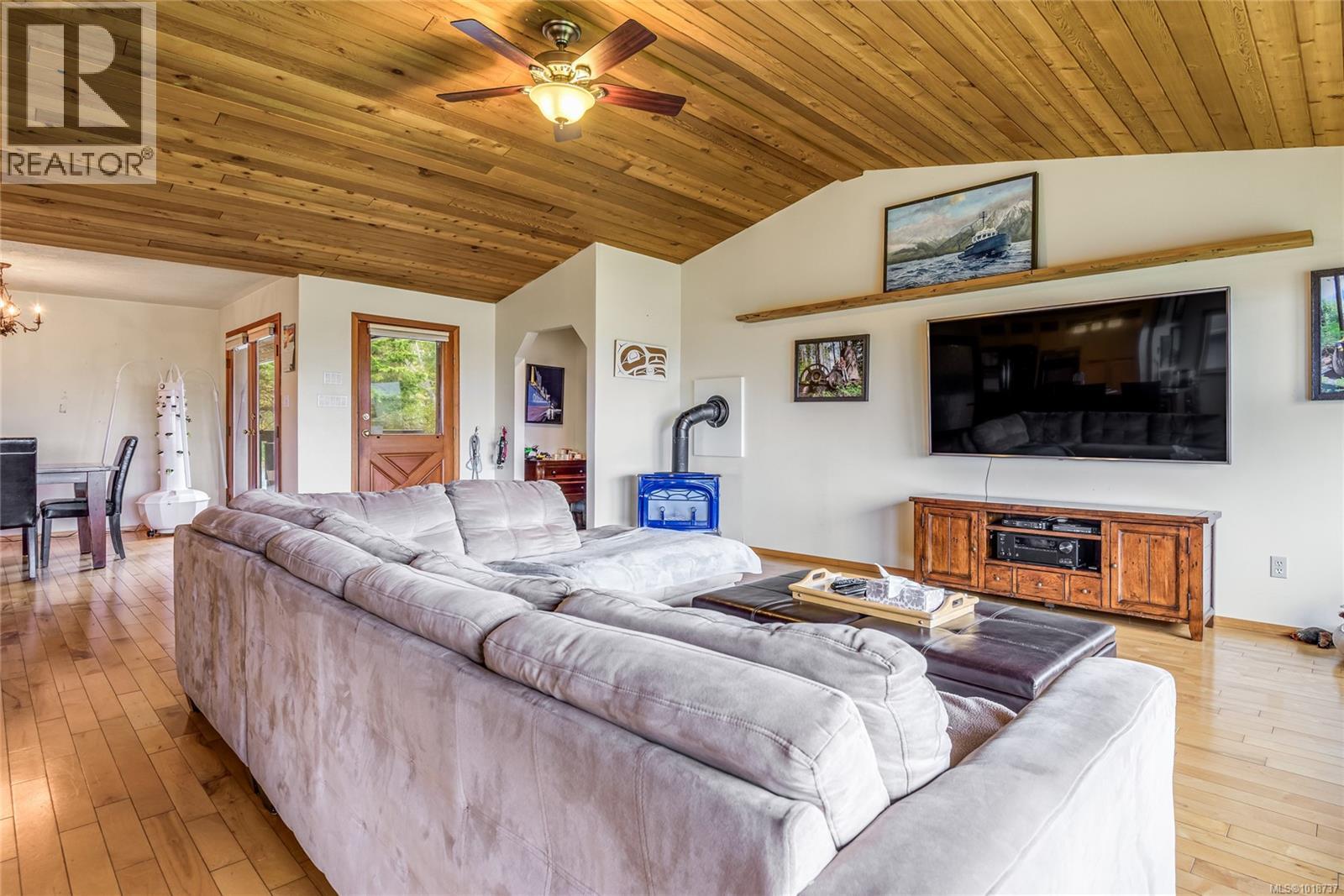 3910 Island Hwy, Campbell River