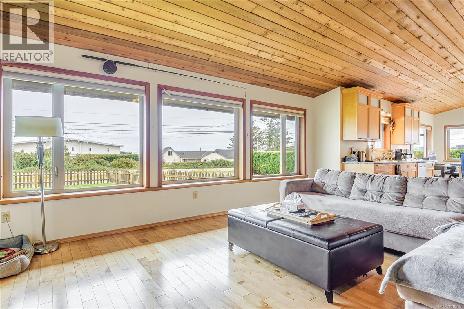 3910 Island Hwy, Campbell River