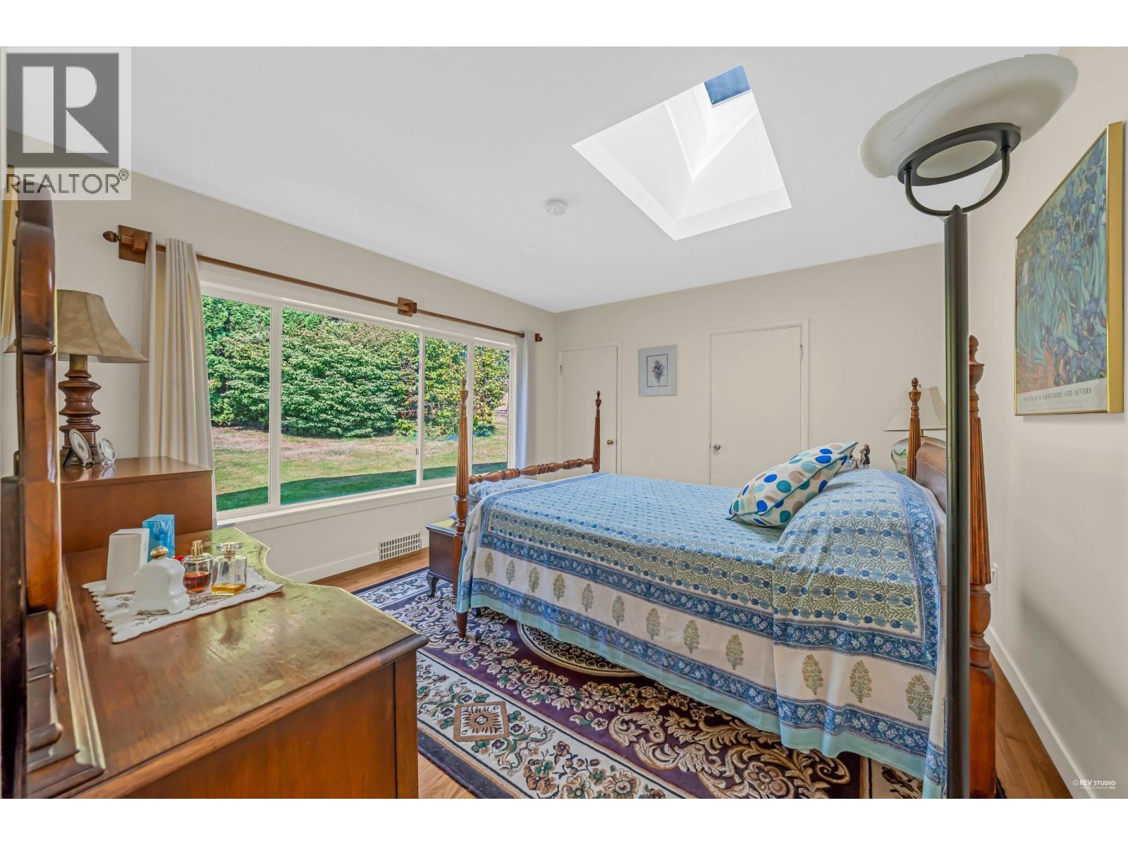 410 HADDEN DRIVE, West Vancouver