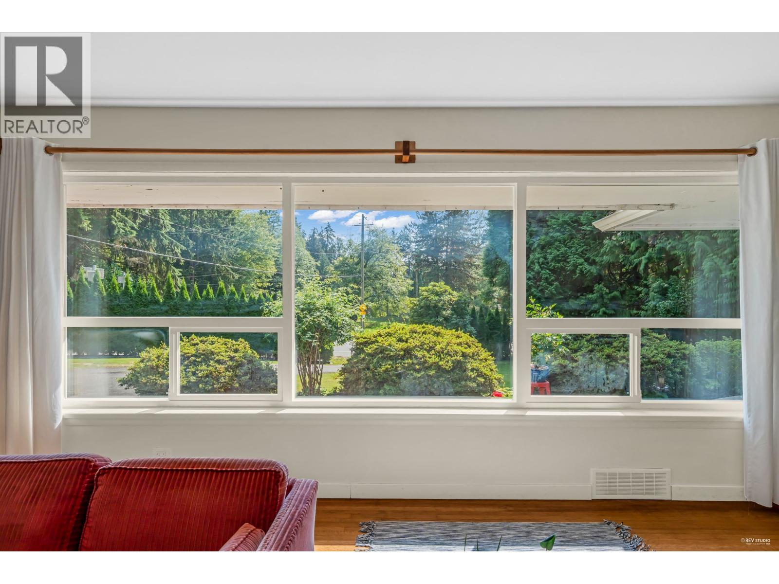 410 HADDEN DRIVE, West Vancouver