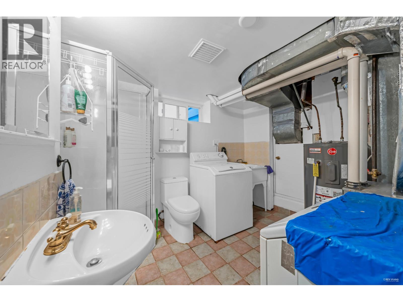 410 HADDEN DRIVE, West Vancouver