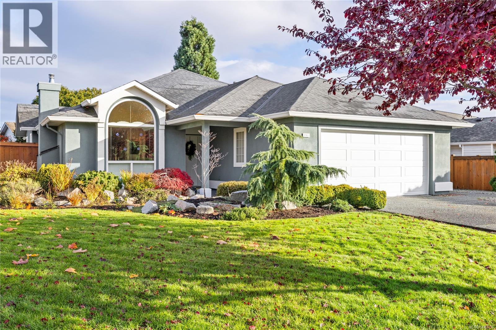 201 Crabapple Cres, Parksville