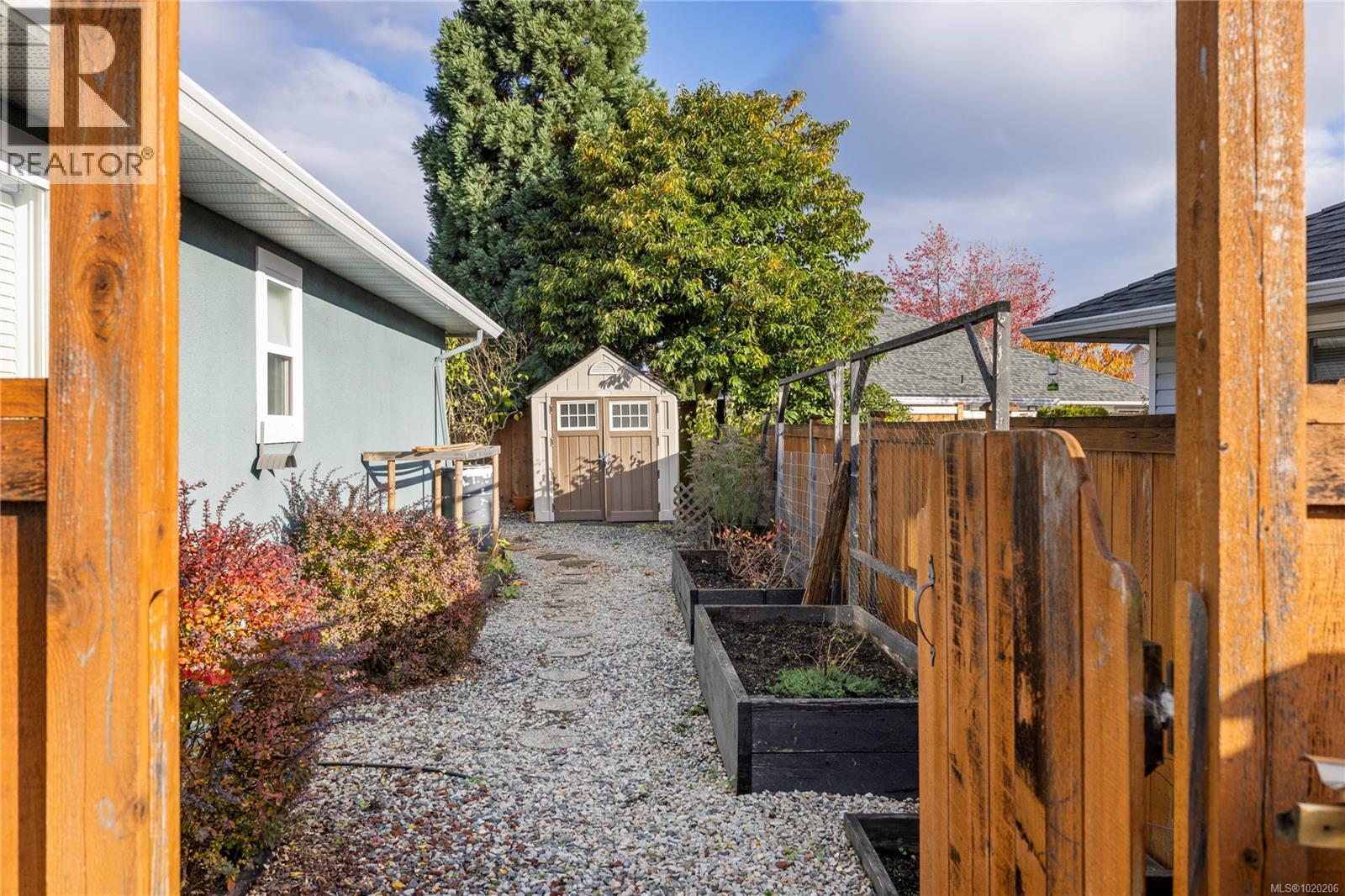 201 Crabapple Cres, Parksville