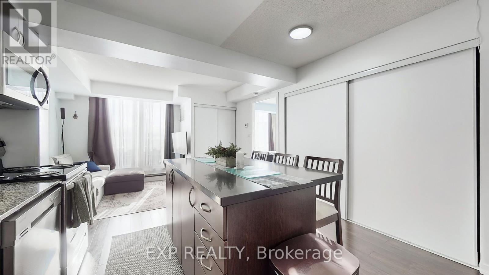 #607 801 SHEPPARD AVENUE W - 11