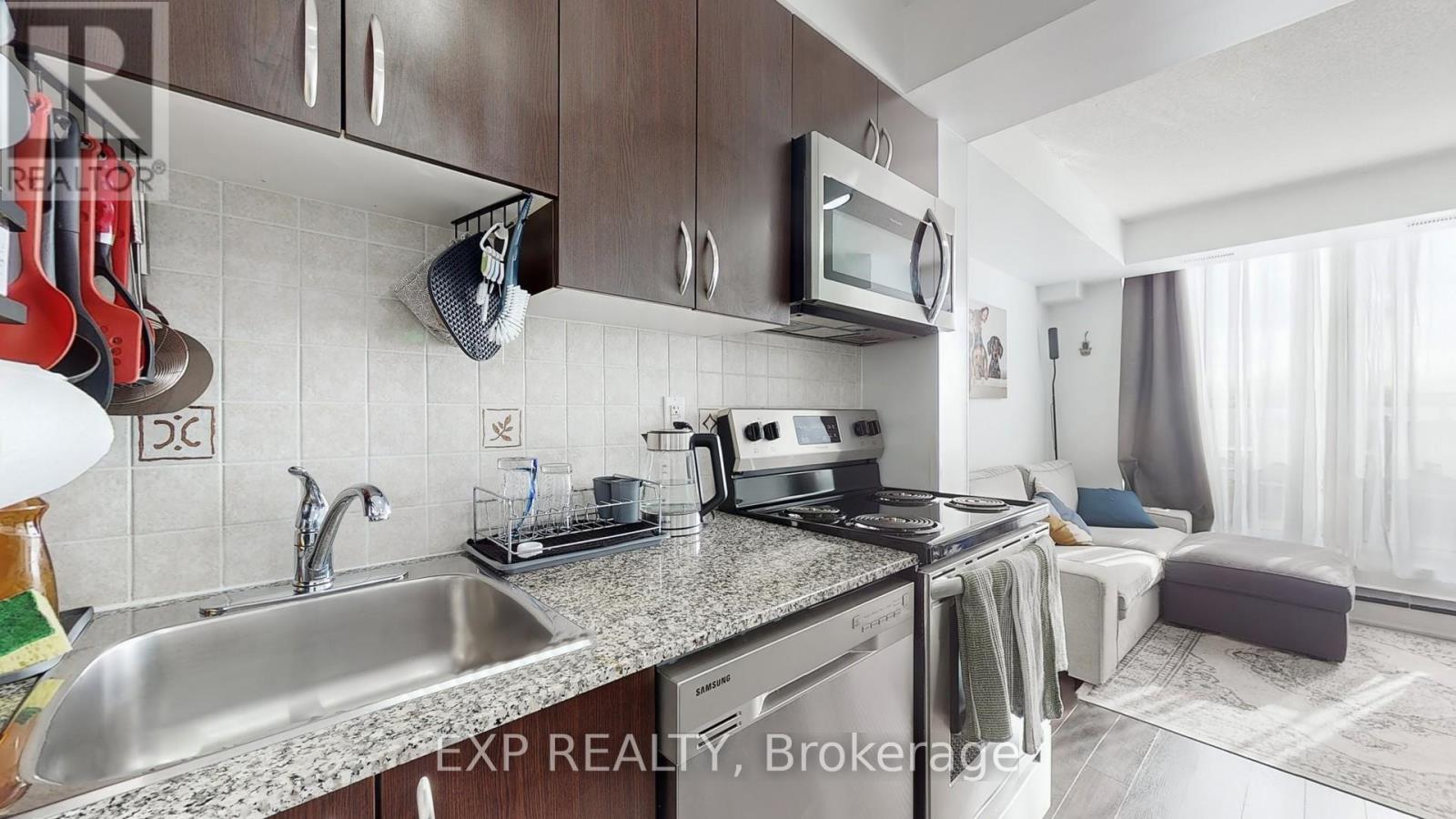 #607 801 SHEPPARD AVENUE W - 13