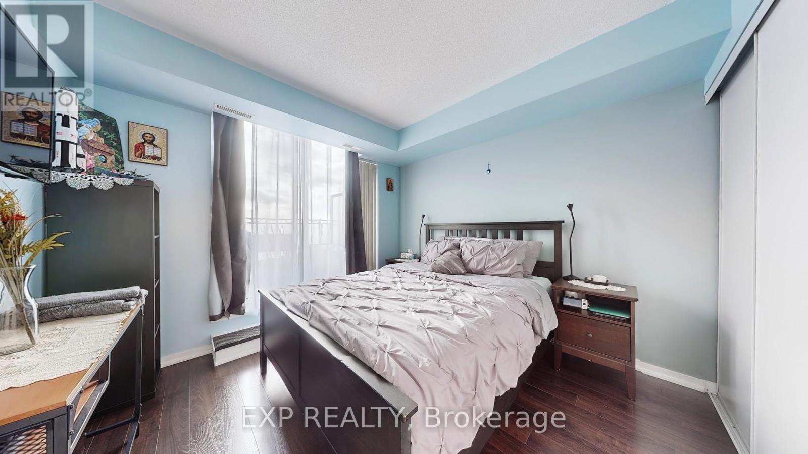#607 801 SHEPPARD AVENUE W - 14