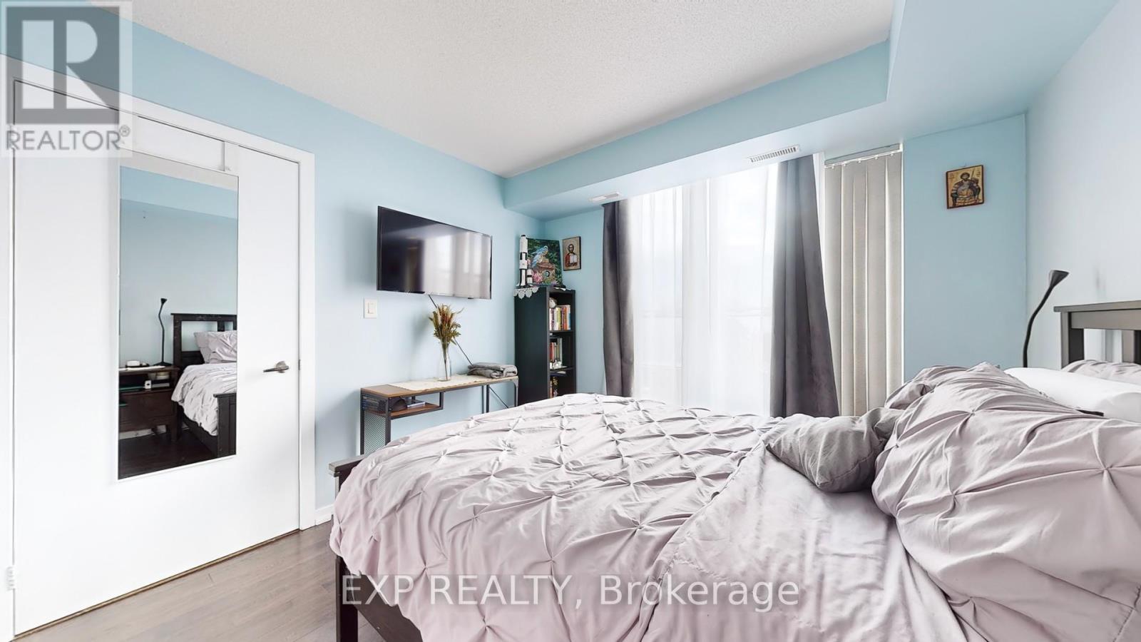 #607 801 SHEPPARD AVENUE W - 15