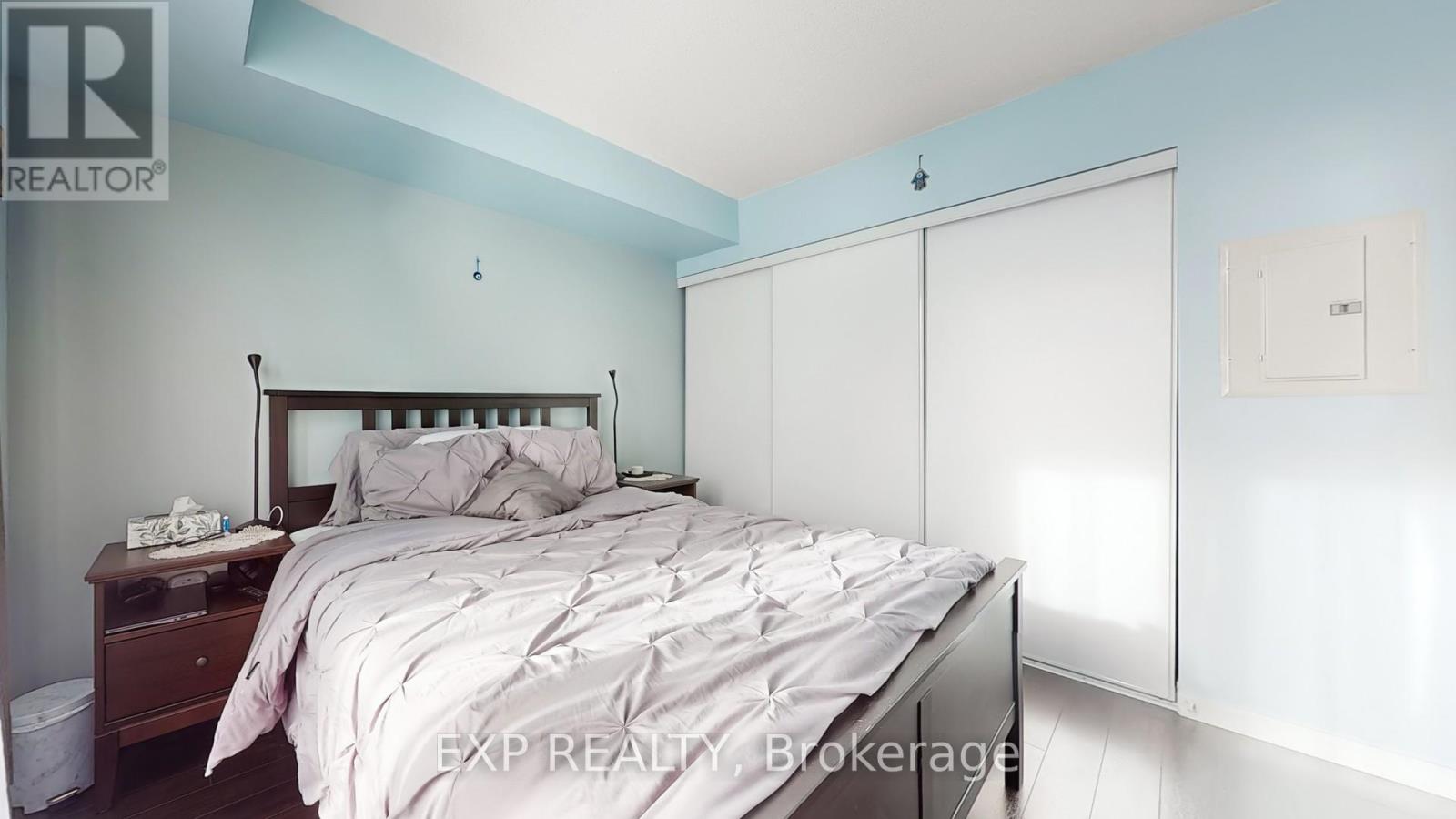 #607 801 SHEPPARD AVENUE W - 16