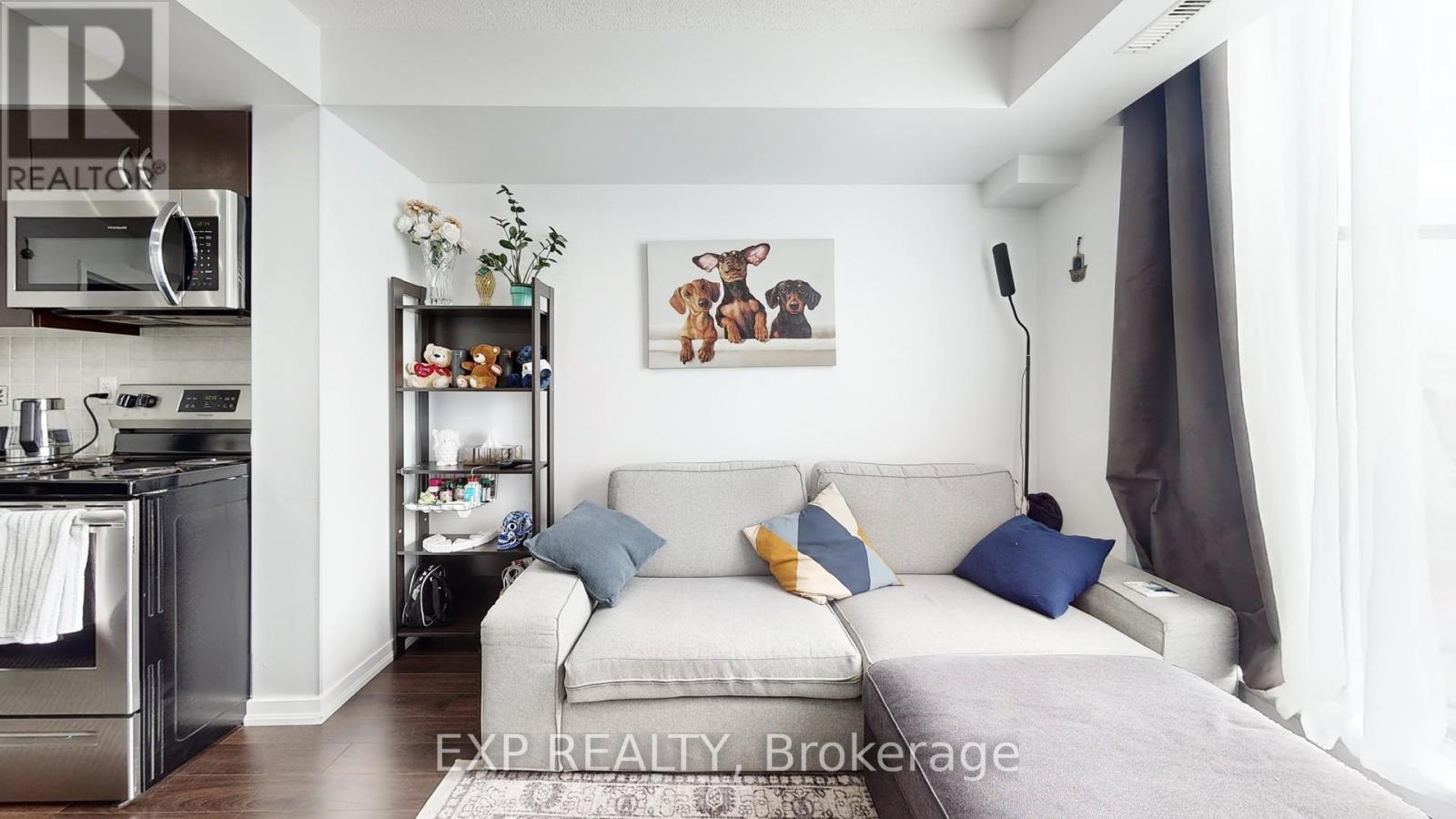 #607 801 SHEPPARD AVENUE W - 8
