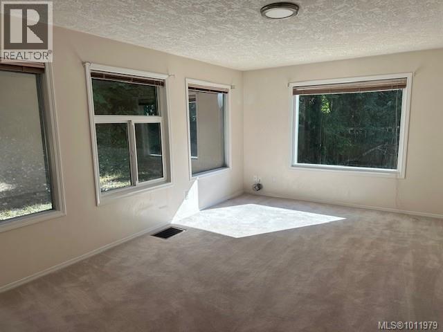 1376 Algonkin Rd, Duncan