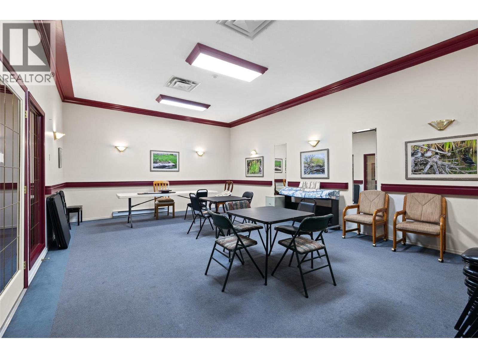 115 877 KLO Road, Kelowna