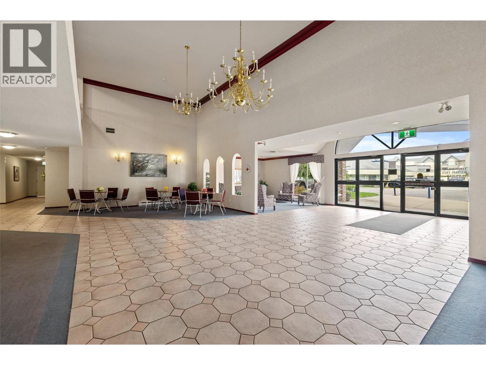 115 877 KLO Road, Kelowna