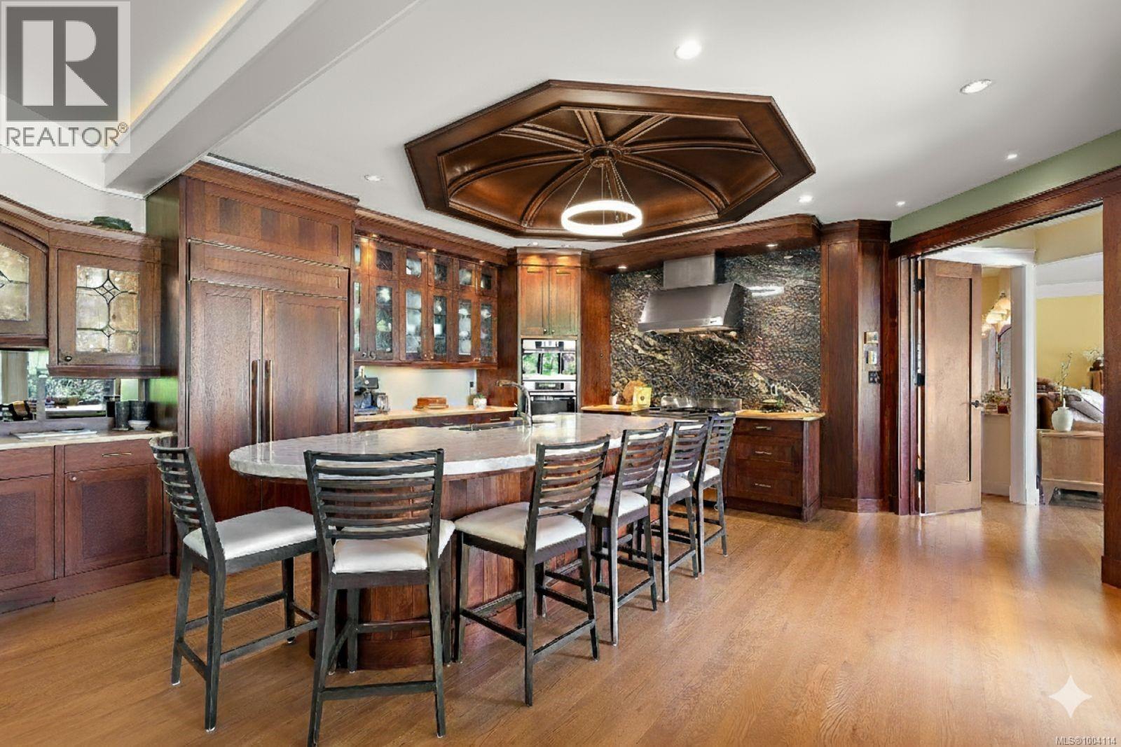  2751 Shoreline Drive, View Royal