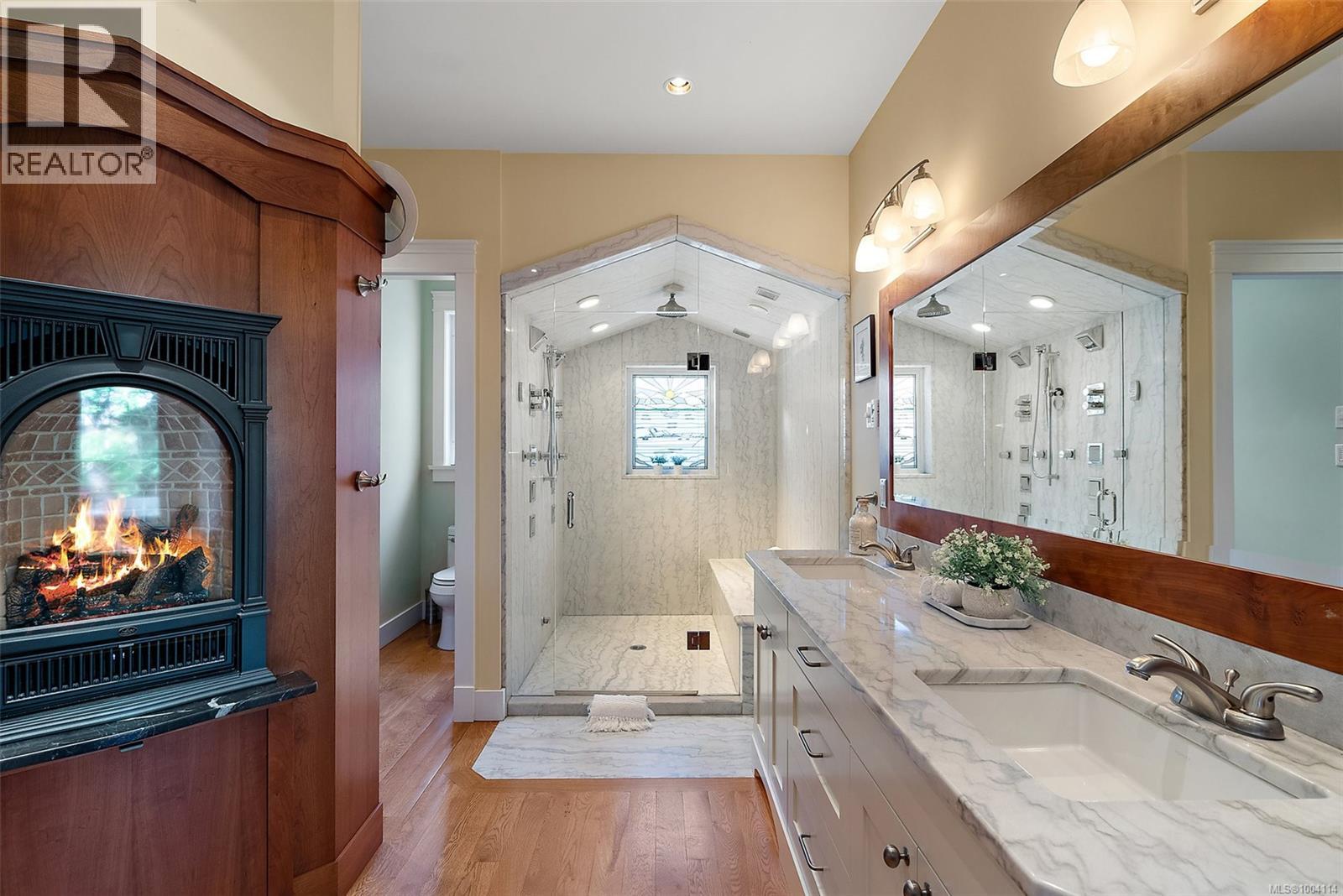  2751 Shoreline Drive, View Royal