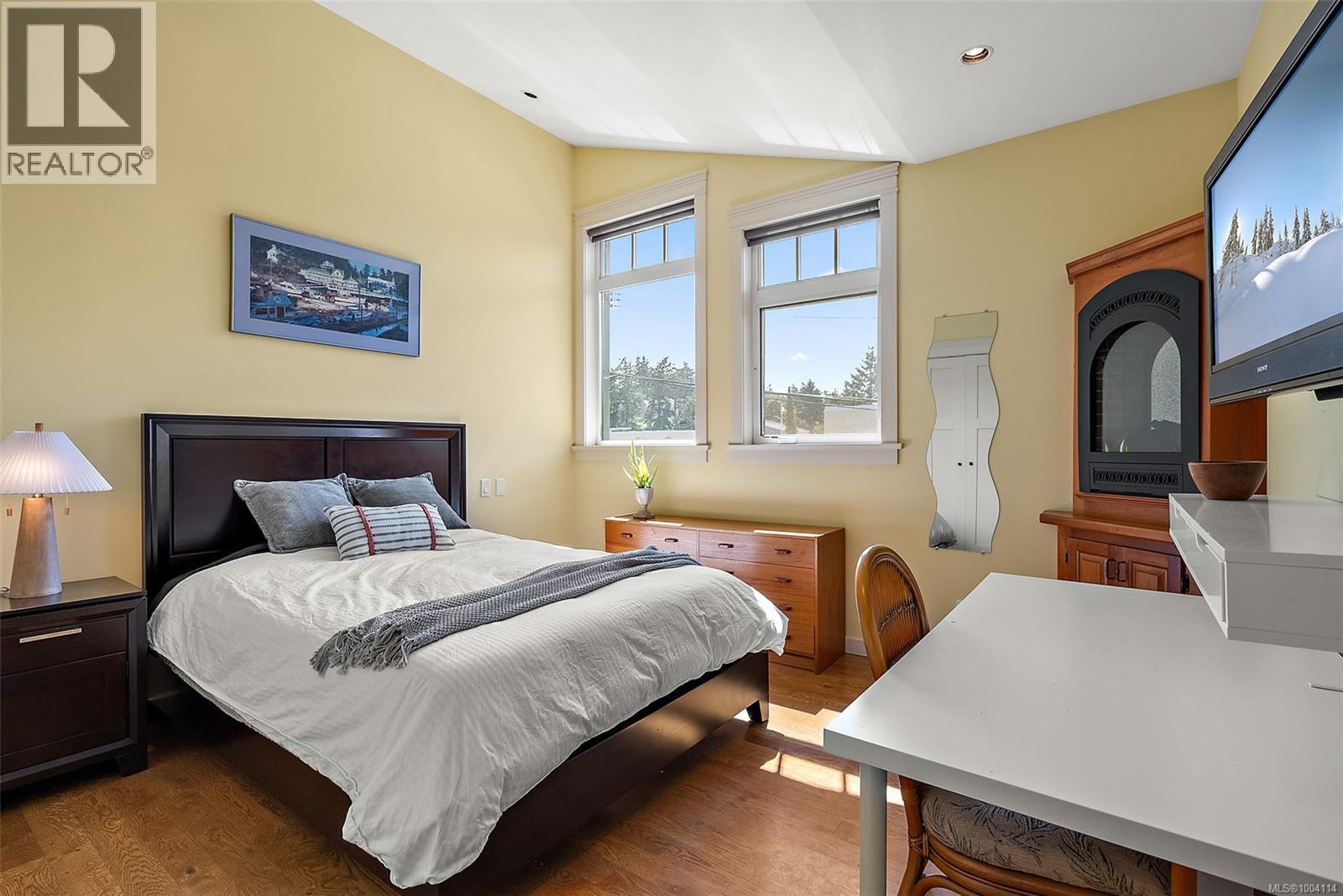  2751 Shoreline Drive, View Royal