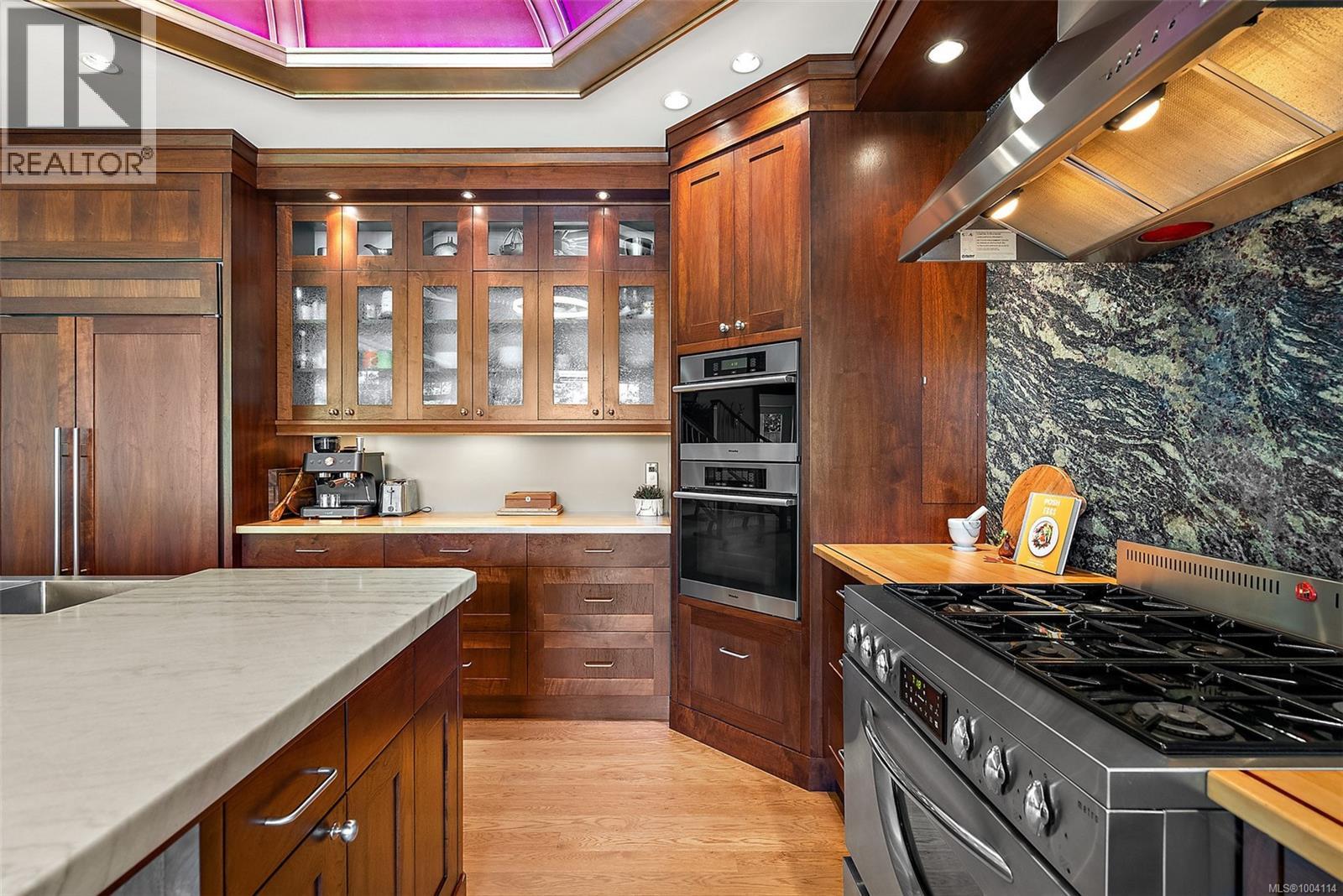  2751 Shoreline Drive, View Royal