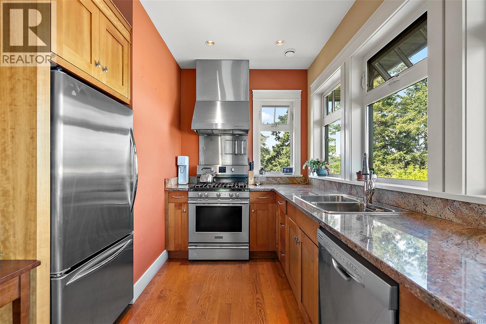  2751 Shoreline Drive, View Royal