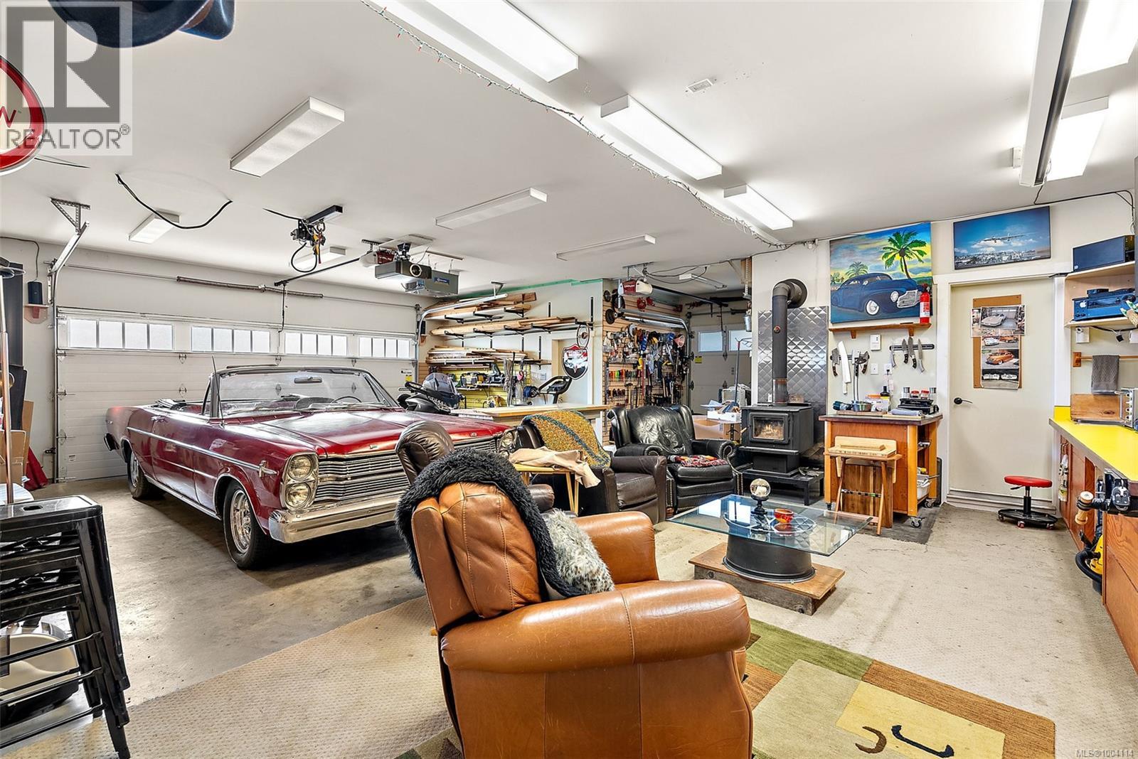  2751 Shoreline Drive, View Royal