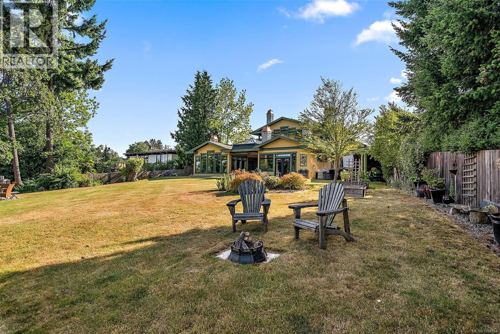  2751 Shoreline Drive, View Royal