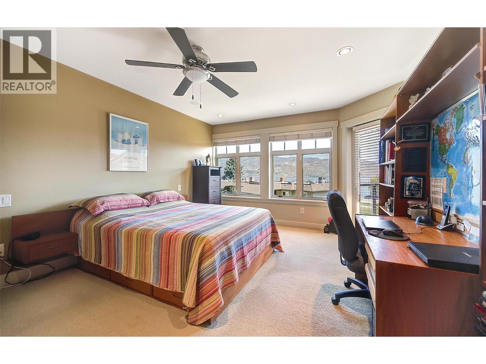 6 4356 Beach Avenue, Peachland