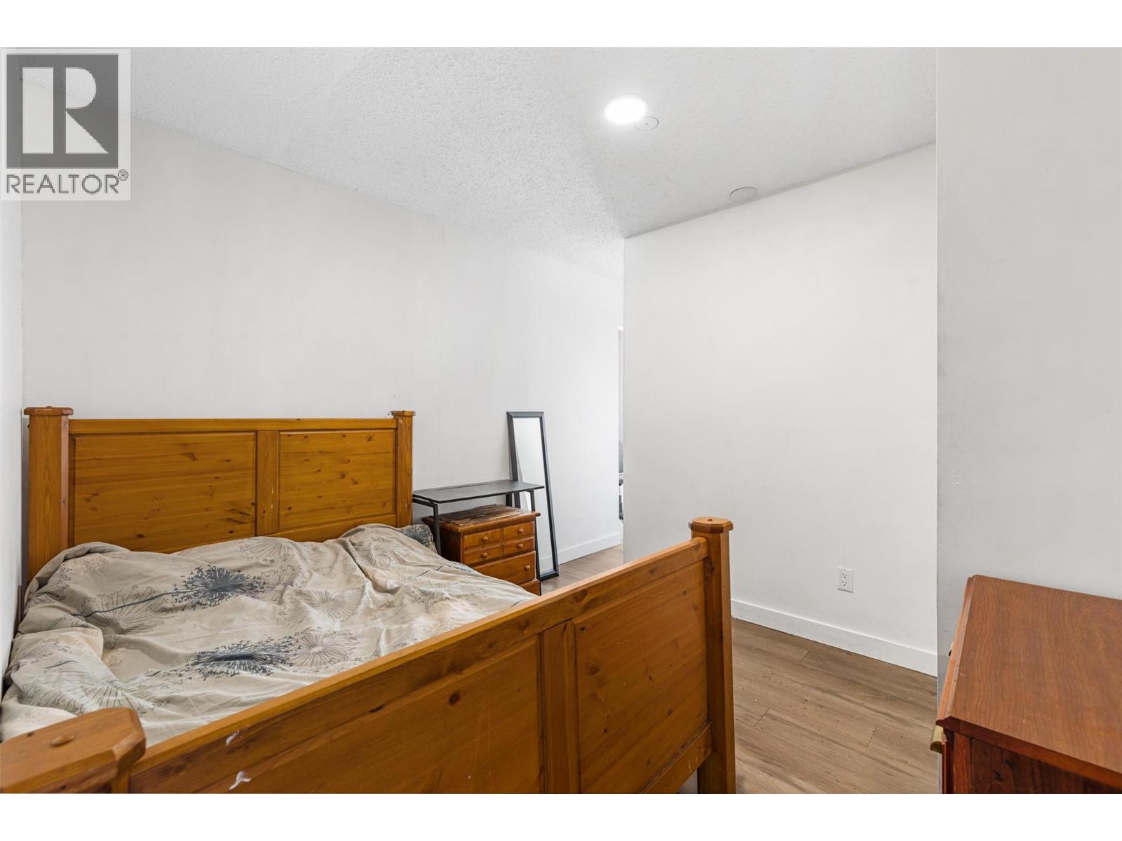  2650 Thacker Drive, West Kelowna