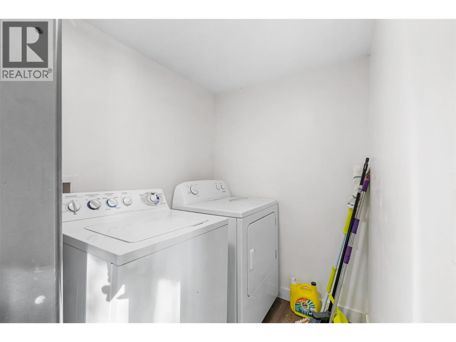  2650 Thacker Drive, West Kelowna