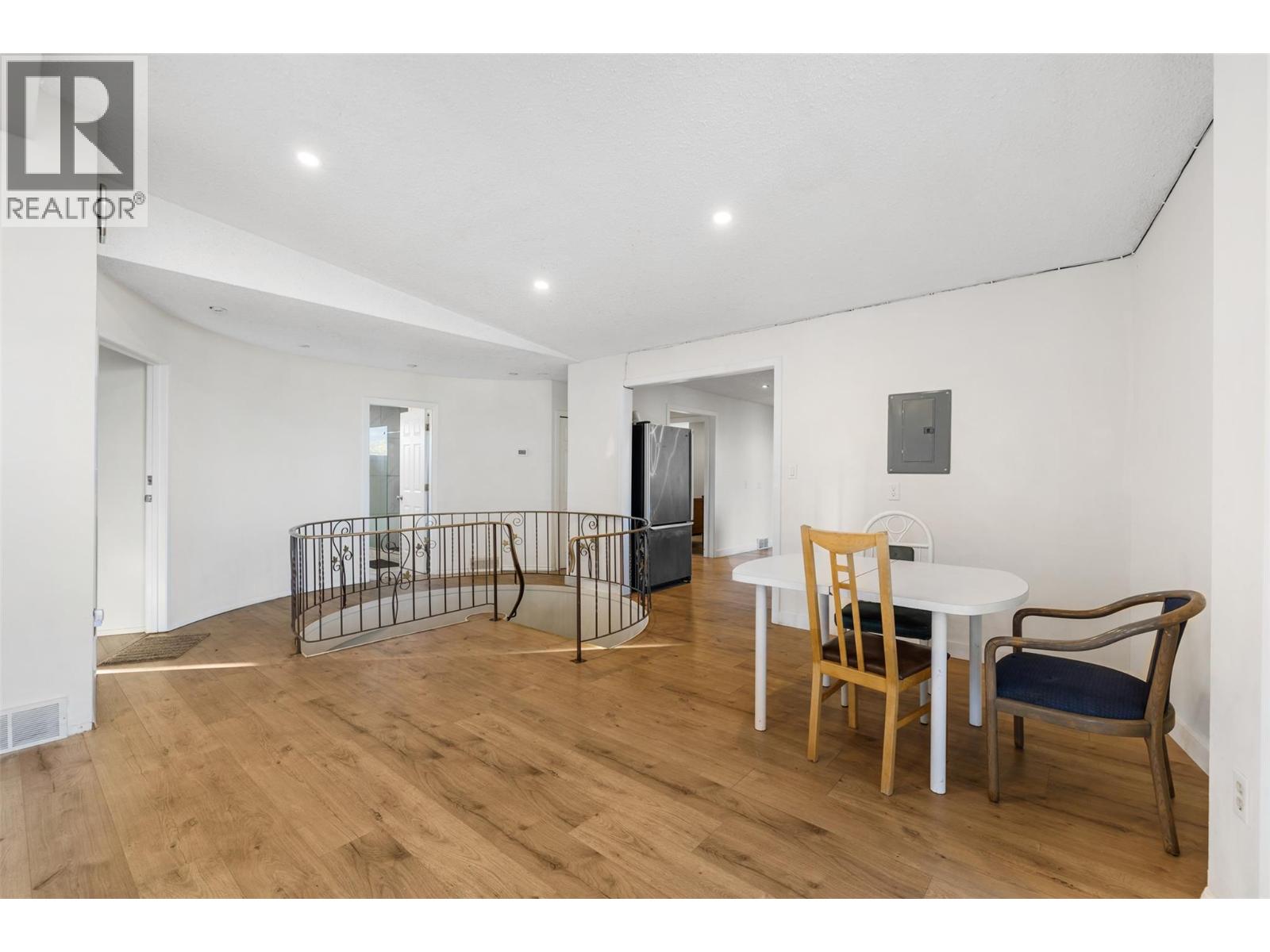  2650 Thacker Drive, West Kelowna