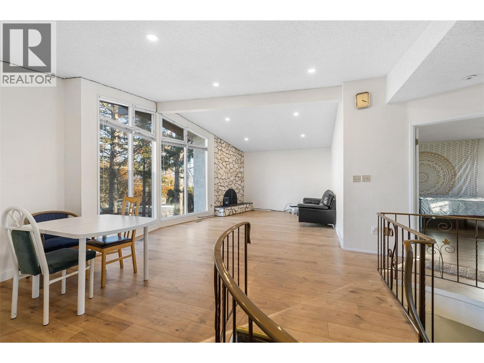  2650 Thacker Drive, West Kelowna