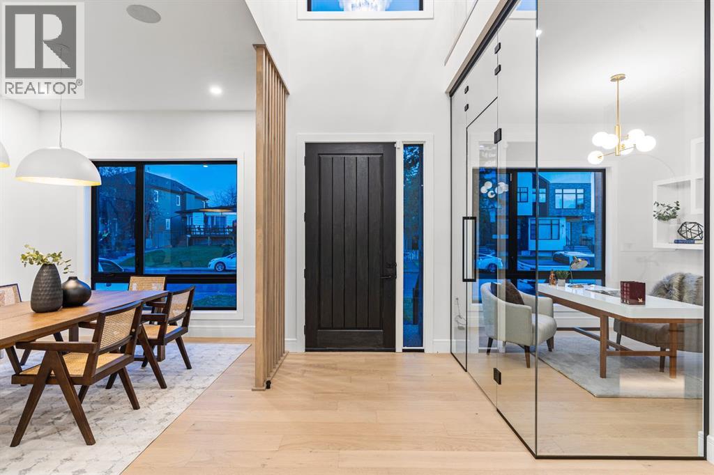 Single Family House for Sale in   Avenue NE Winston Heights/Mountview Calgary 