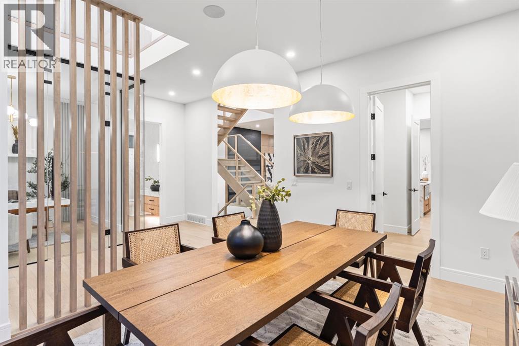 Single Family House for Sale in   Avenue NE Winston Heights/Mountview Calgary 