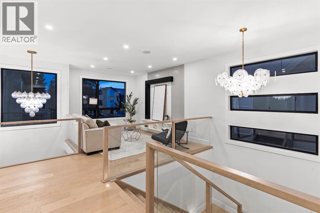 Single Family House for Sale in   Avenue NE Winston Heights/Mountview Calgary 