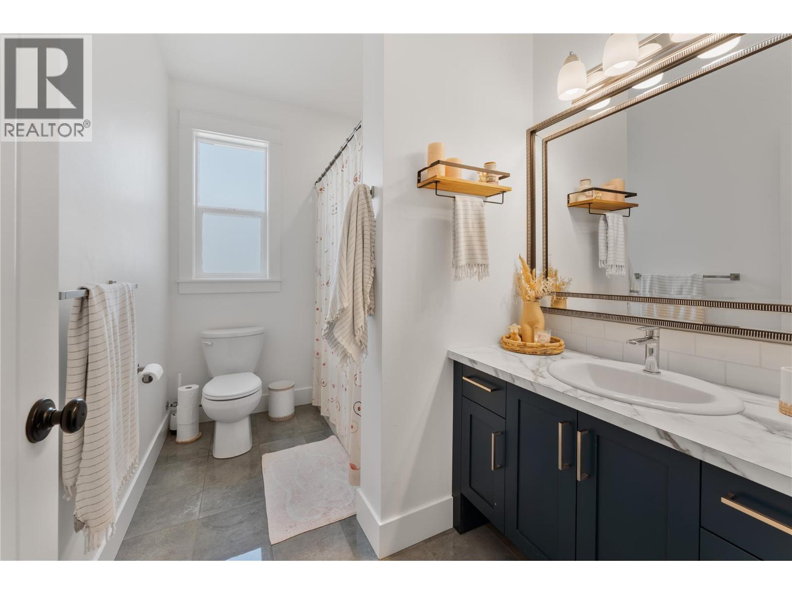  13301 Apex Lane, Lake Country