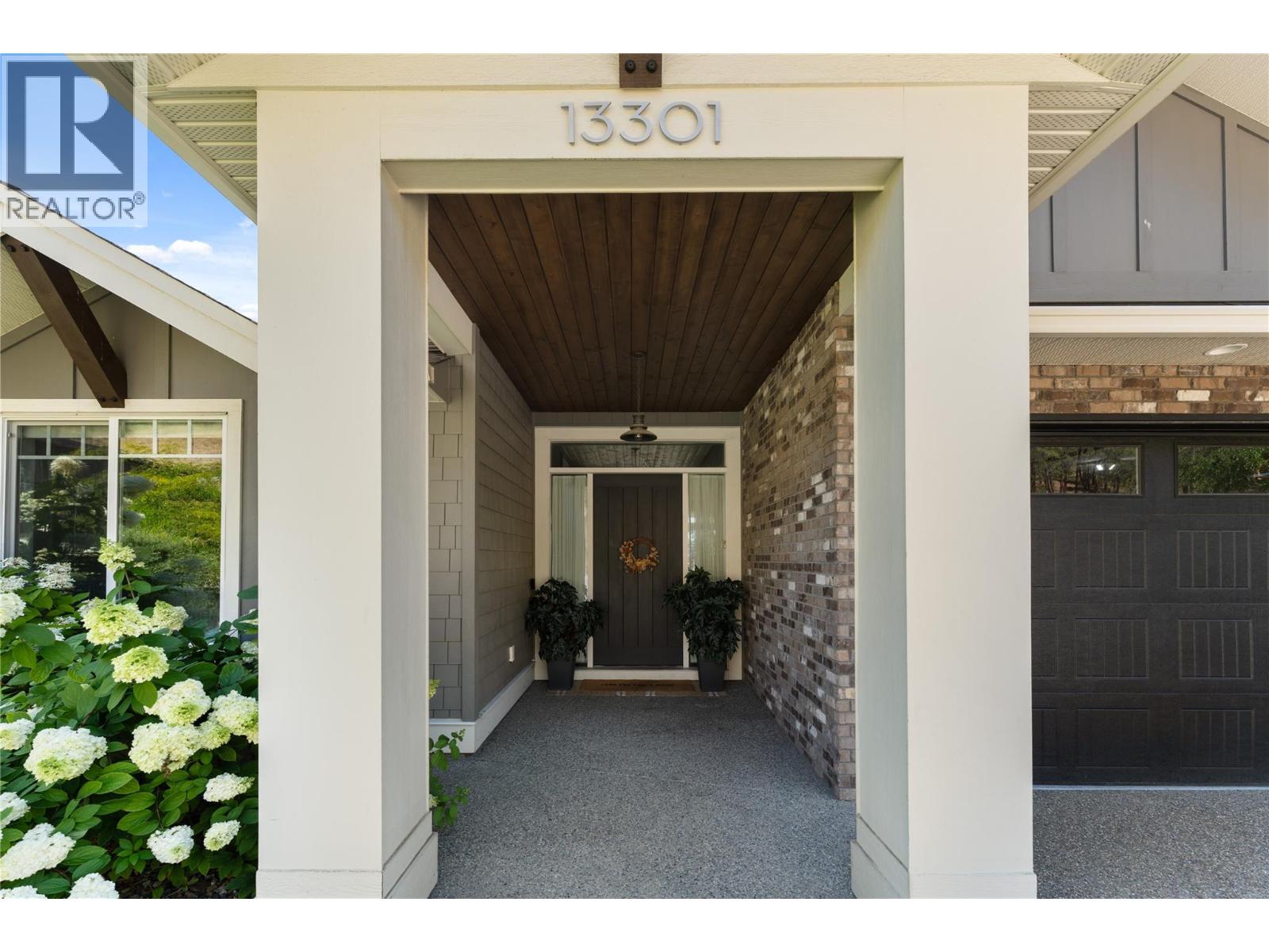  13301 Apex Lane, Lake Country