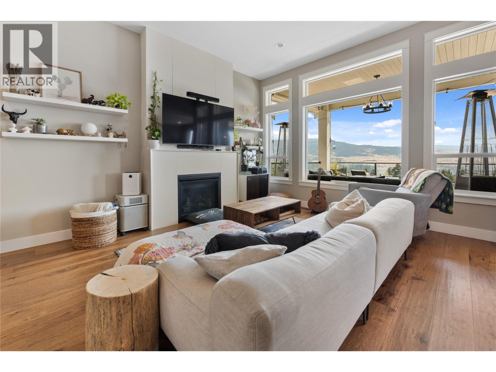  13301 Apex Lane, Lake Country