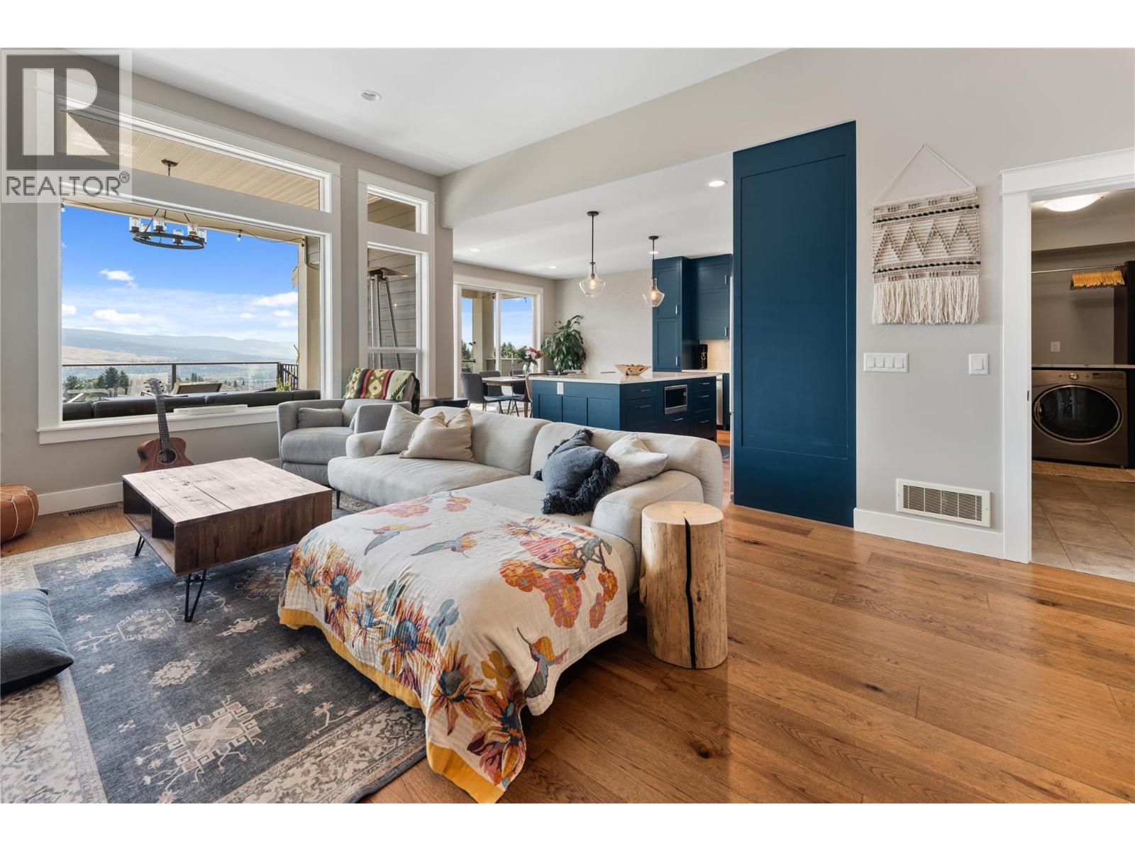  13301 Apex Lane, Lake Country