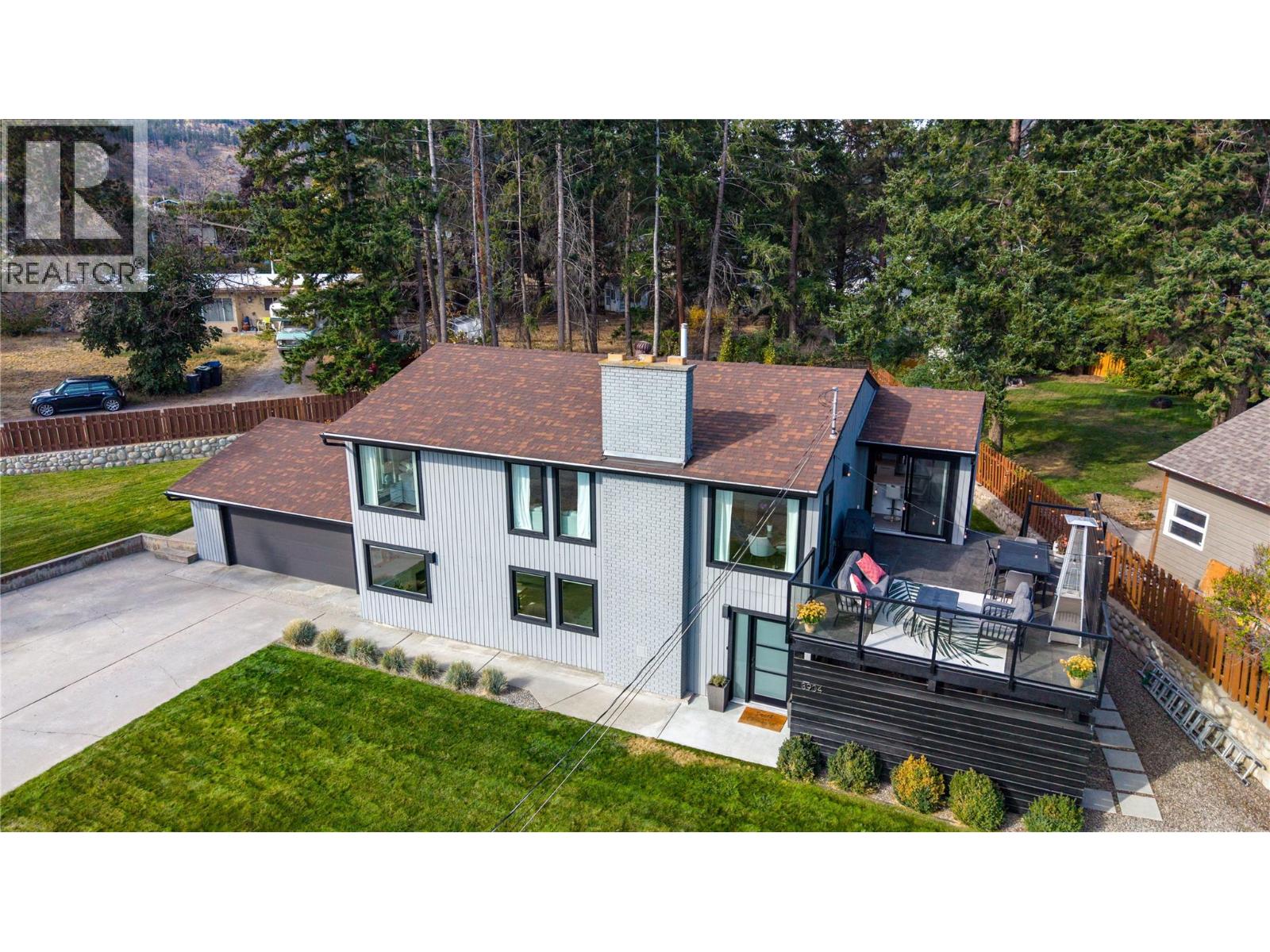 3904 Dryden Road, Peachland