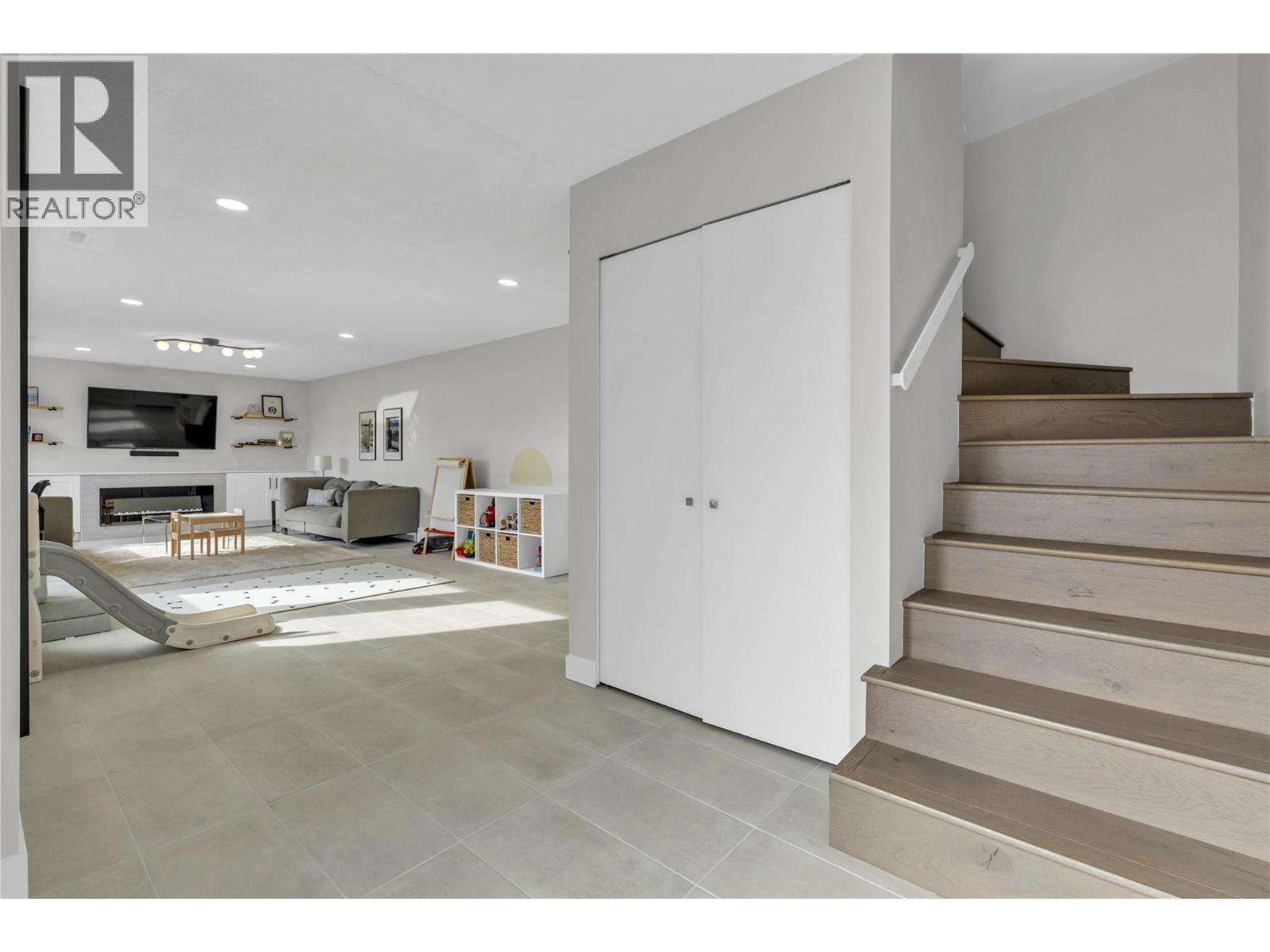 3904 Dryden Road, Peachland