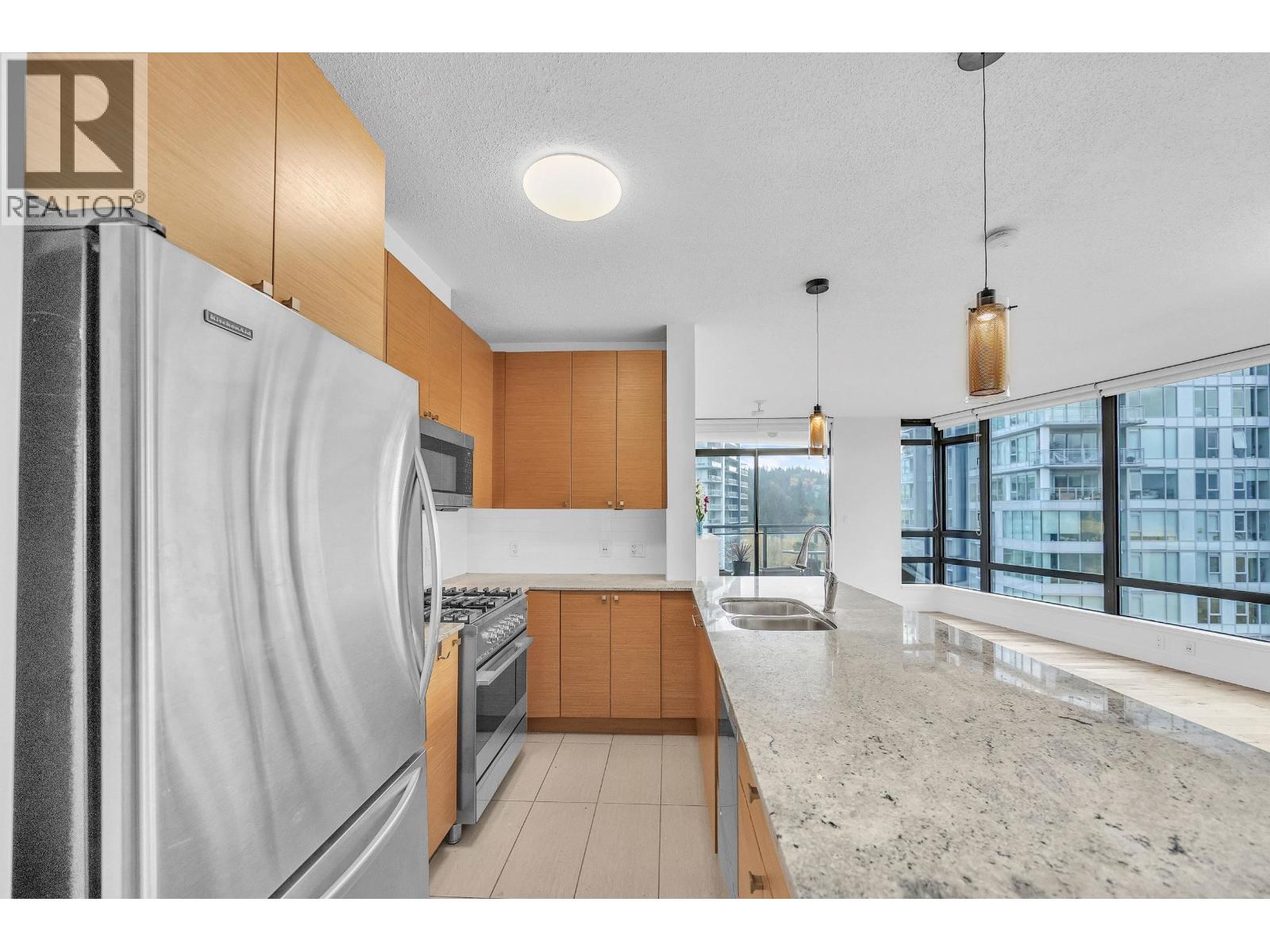 1904 400 CAPILANO ROAD, Port Moody