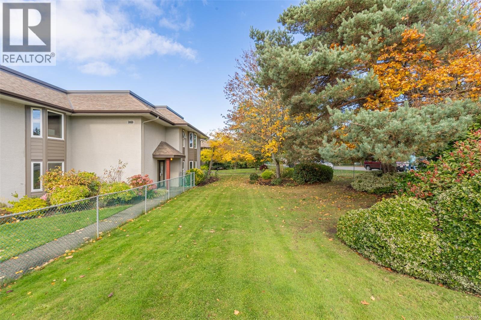 114 10110 Fifth Street, Sidney