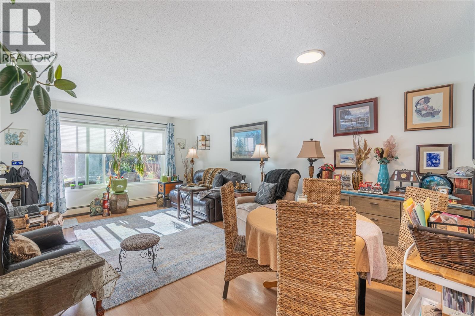 114 10110 Fifth Street, Sidney