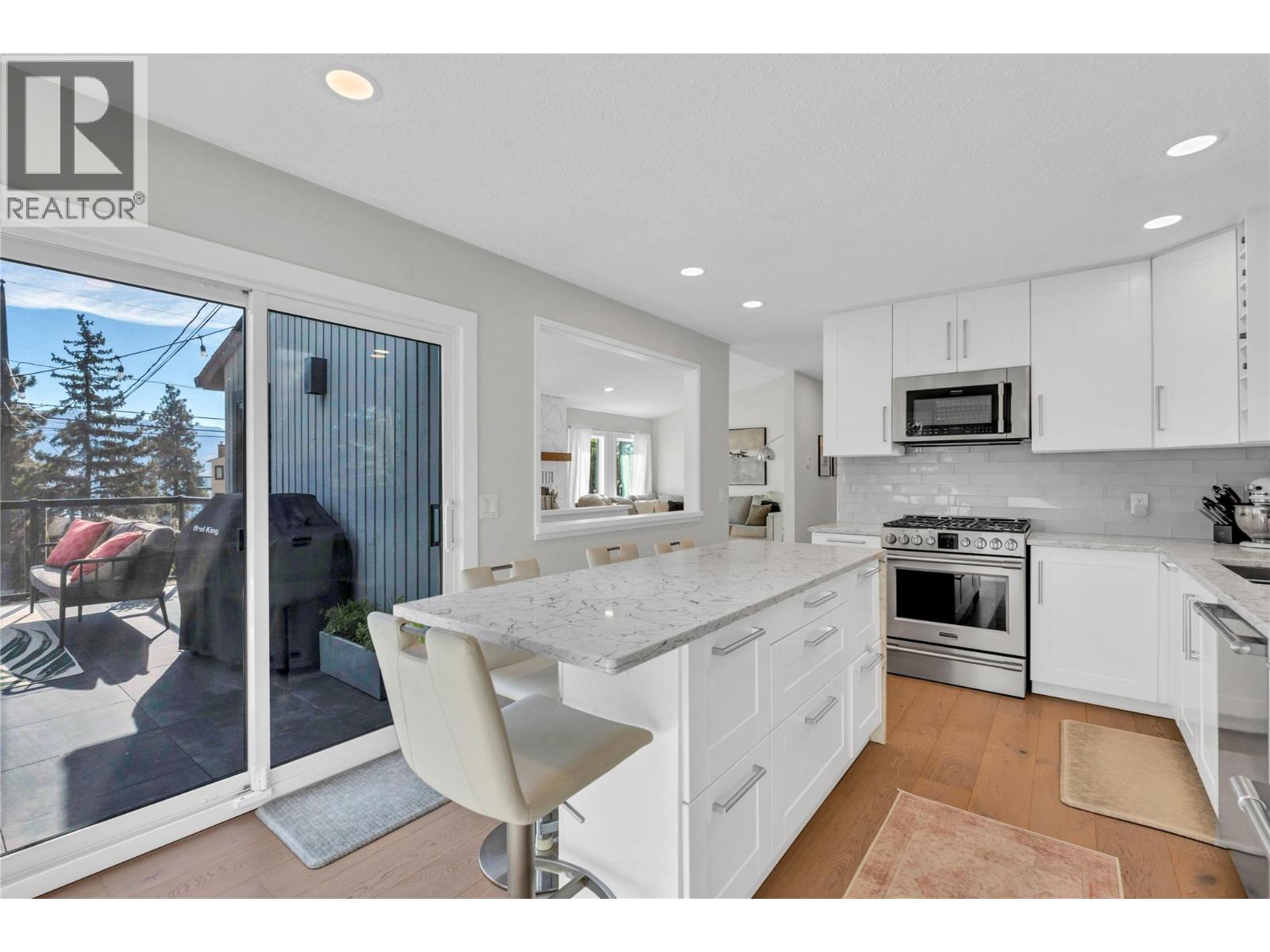 3904 Dryden Road, Peachland