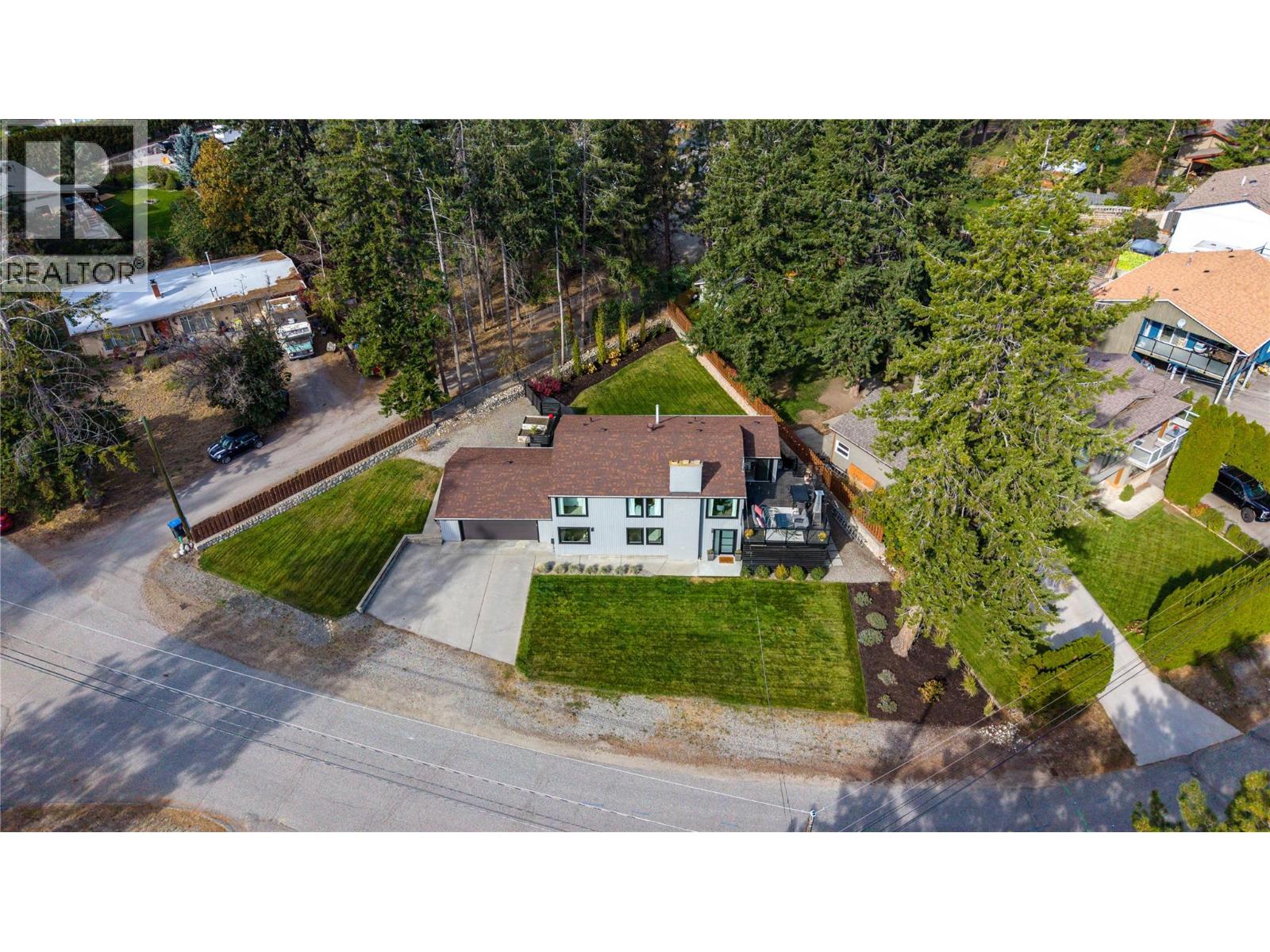 3904 Dryden Road, Peachland