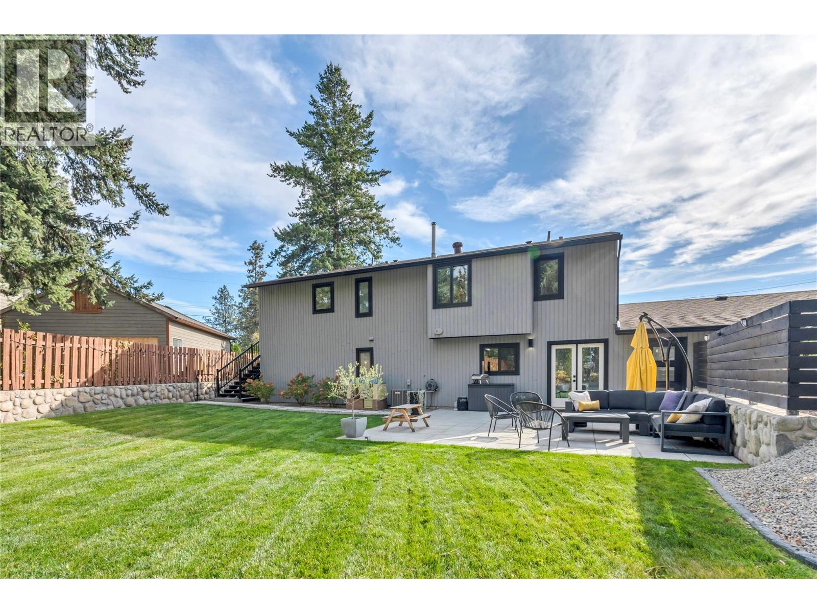3904 Dryden Road, Peachland