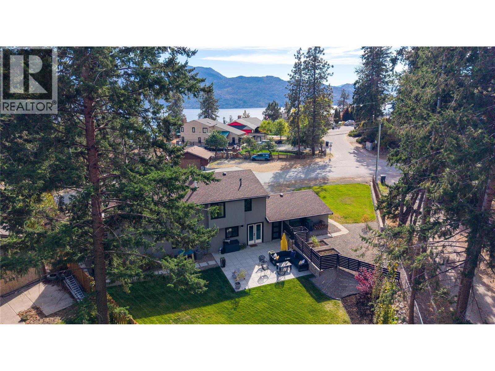 3904 Dryden Road, Peachland