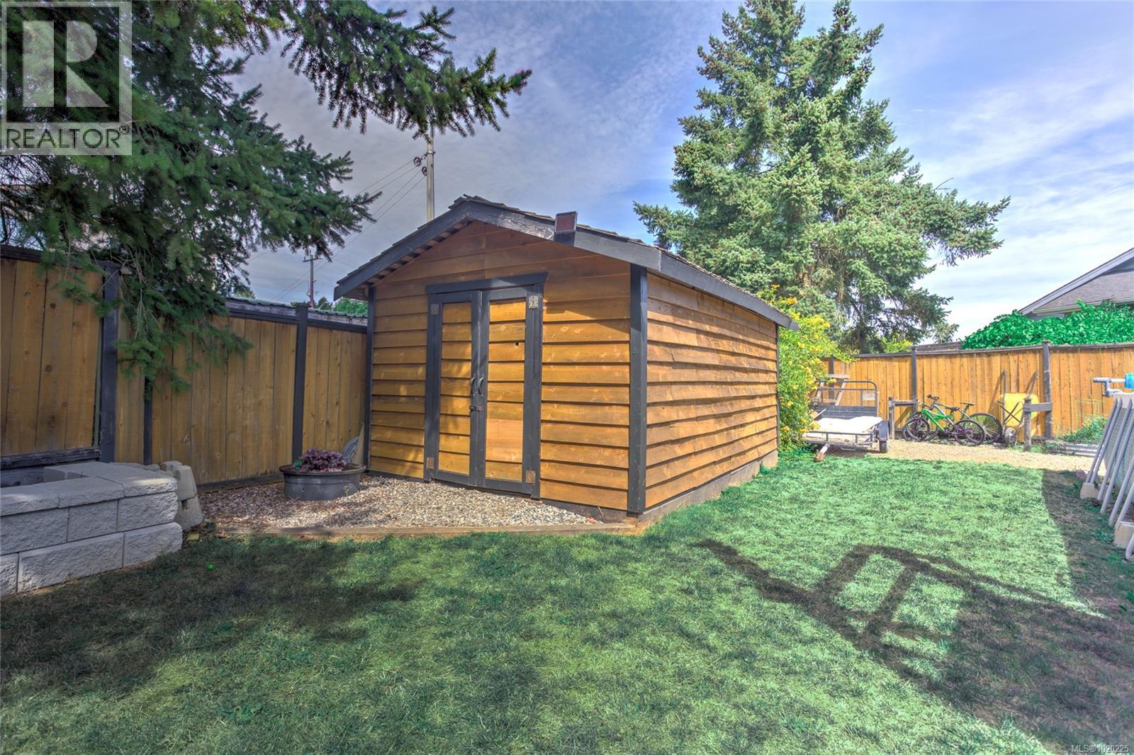 6144 Edgehill Pl, Duncan